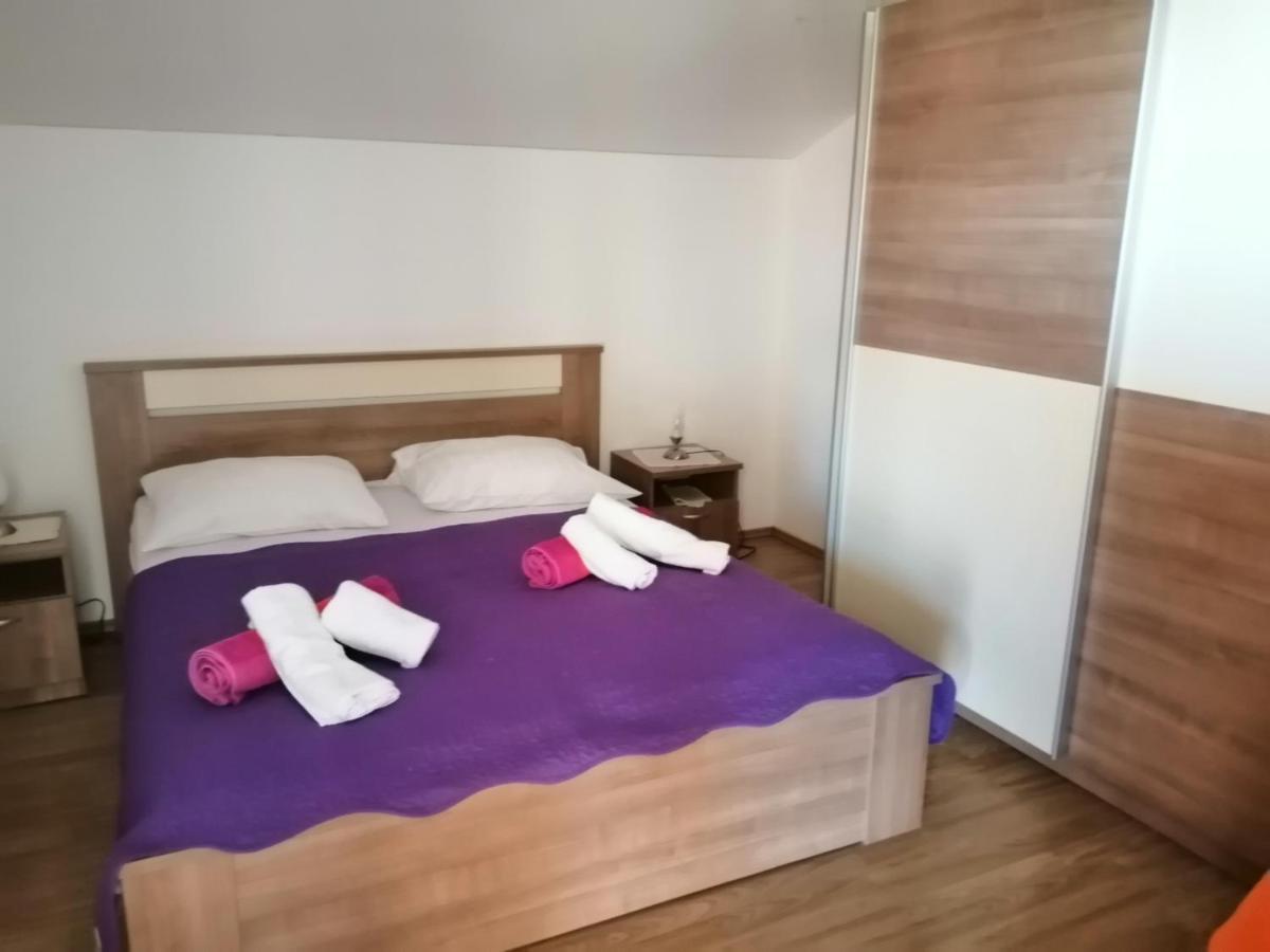 Apartments Saldun โตรกีร์ ภายนอก รูปภาพ