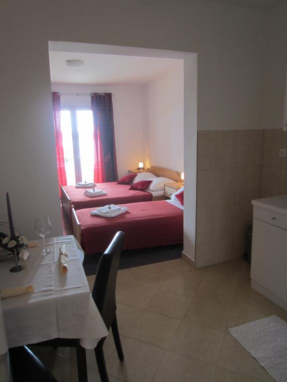 Apartments Saldun โตรกีร์ ภายนอก รูปภาพ