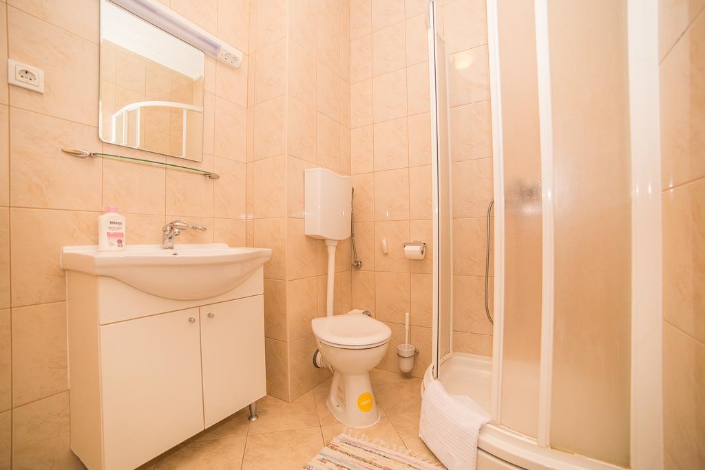 Apartments Saldun โตรกีร์ ภายนอก รูปภาพ